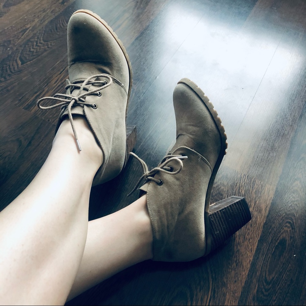 💠Lace-Up Heels💠